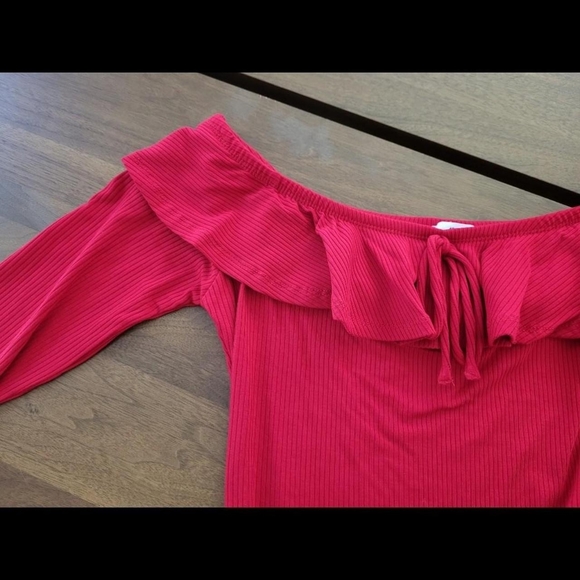 Off the shoulders bodysuit - Picture 2 of 3